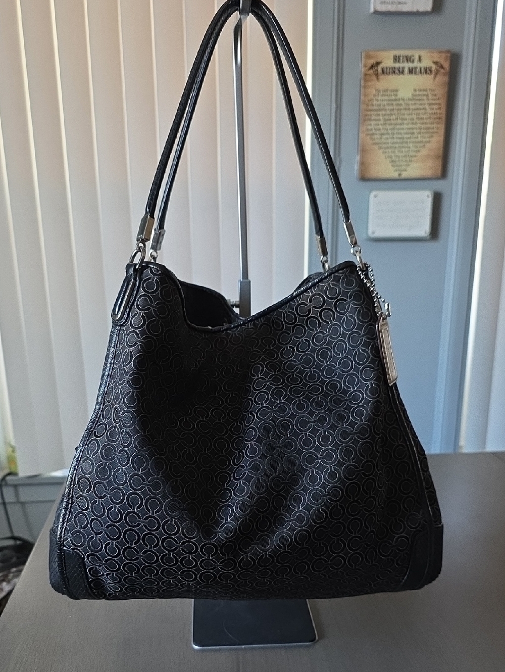 EUC Coach Madison Phoebe Black Signature Hobo Shoulder Bag